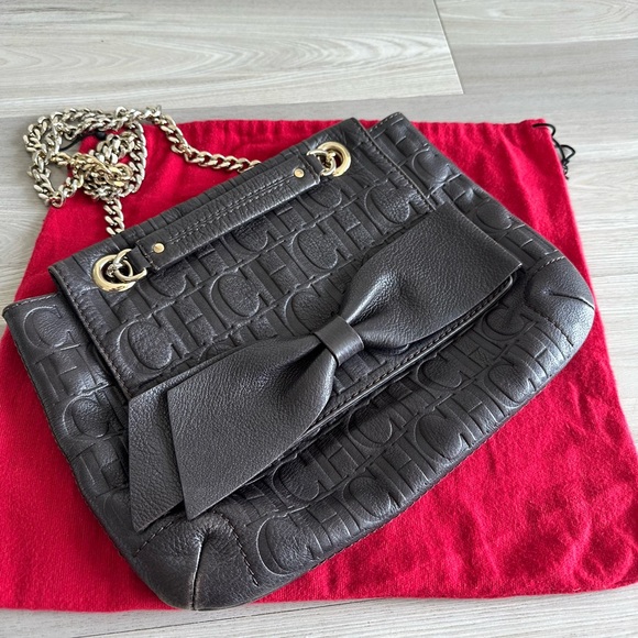 Carolina Herrera adjustable strap purse - Picture 4 of 7